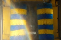 Auto in der Waschstraße &copy; ÖAMTC