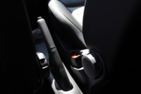 Fahrzeug mit Feststellbremse absichern beugt Unfällen vor &copy;ÖAMTC