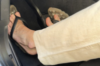 ÖAMTC Fahrtechnik rät zu richtigem Schuhwerk beim Autofahren &copy;ÖAMTC