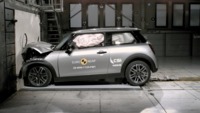 Crashtest: Mini Cooper &copy;ÖAMTC/Euro NCAP